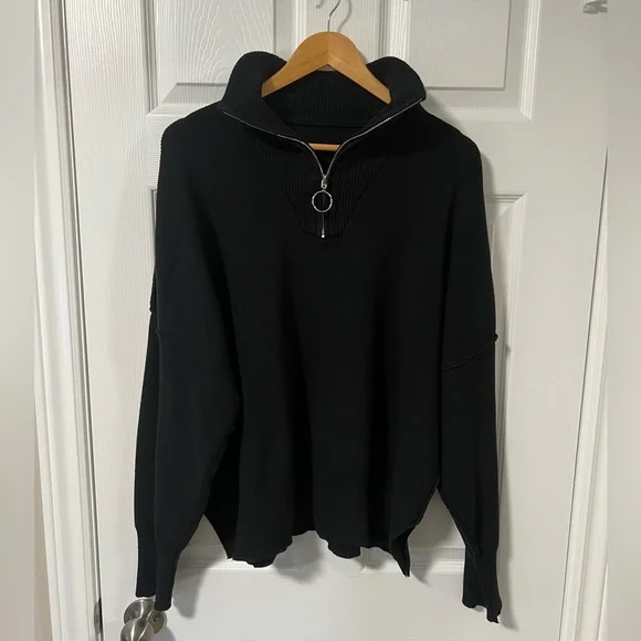 Sweater - Picture 1 of 2